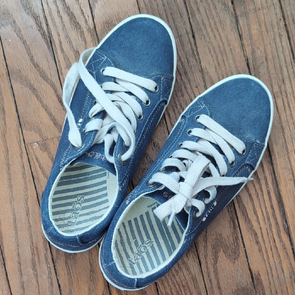 Taos Blue Sneakers